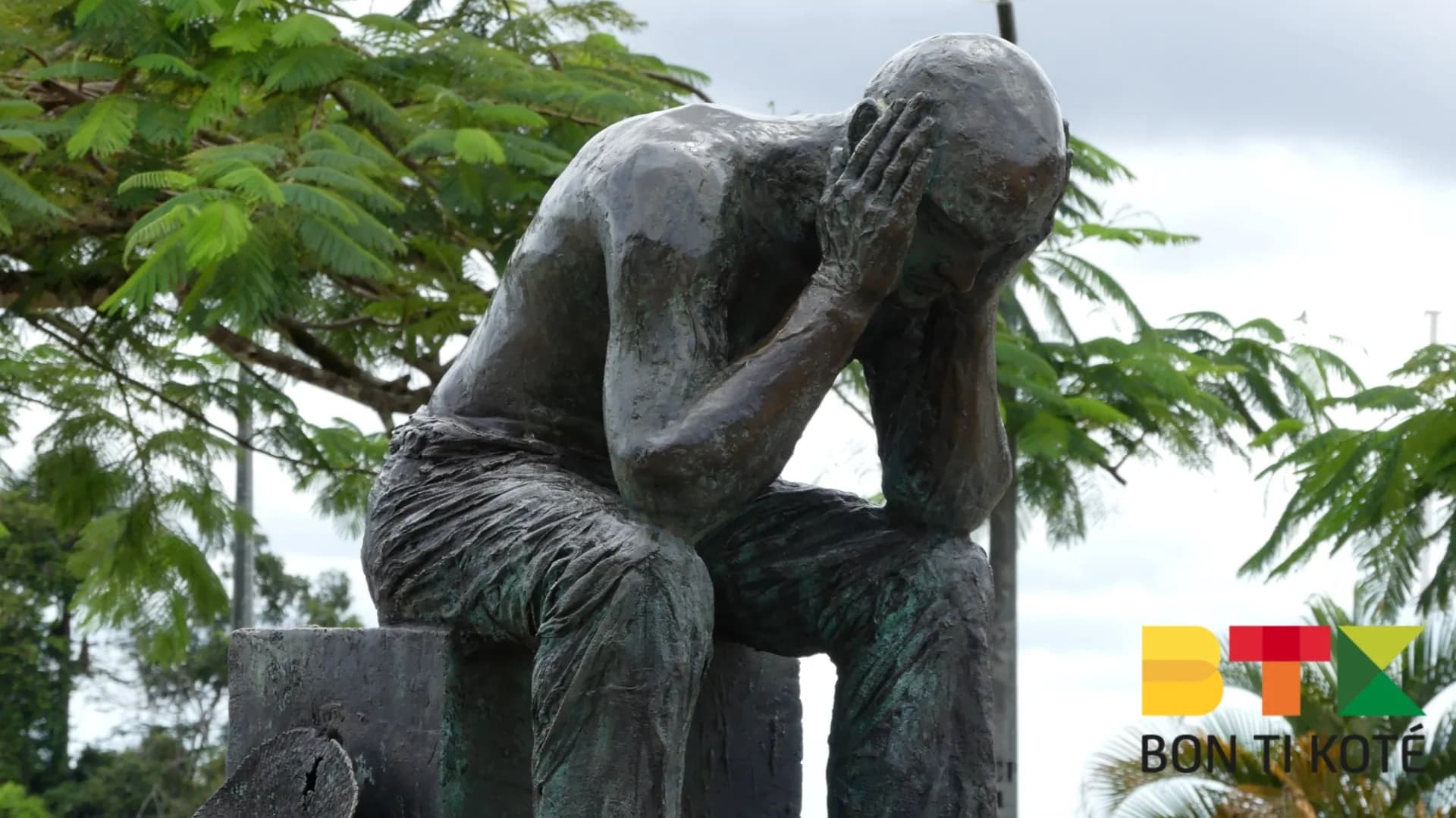 La Peine du Bagnard" : Une Statue Chargée d’Histoire à Saint-Laurent-du-Maroni