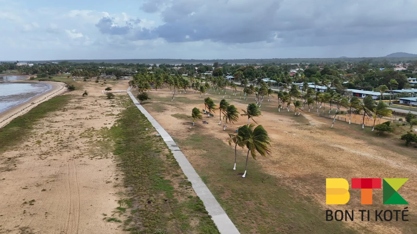 La Plage de la Cocoteraie à Kourou, Kourou — photo 5